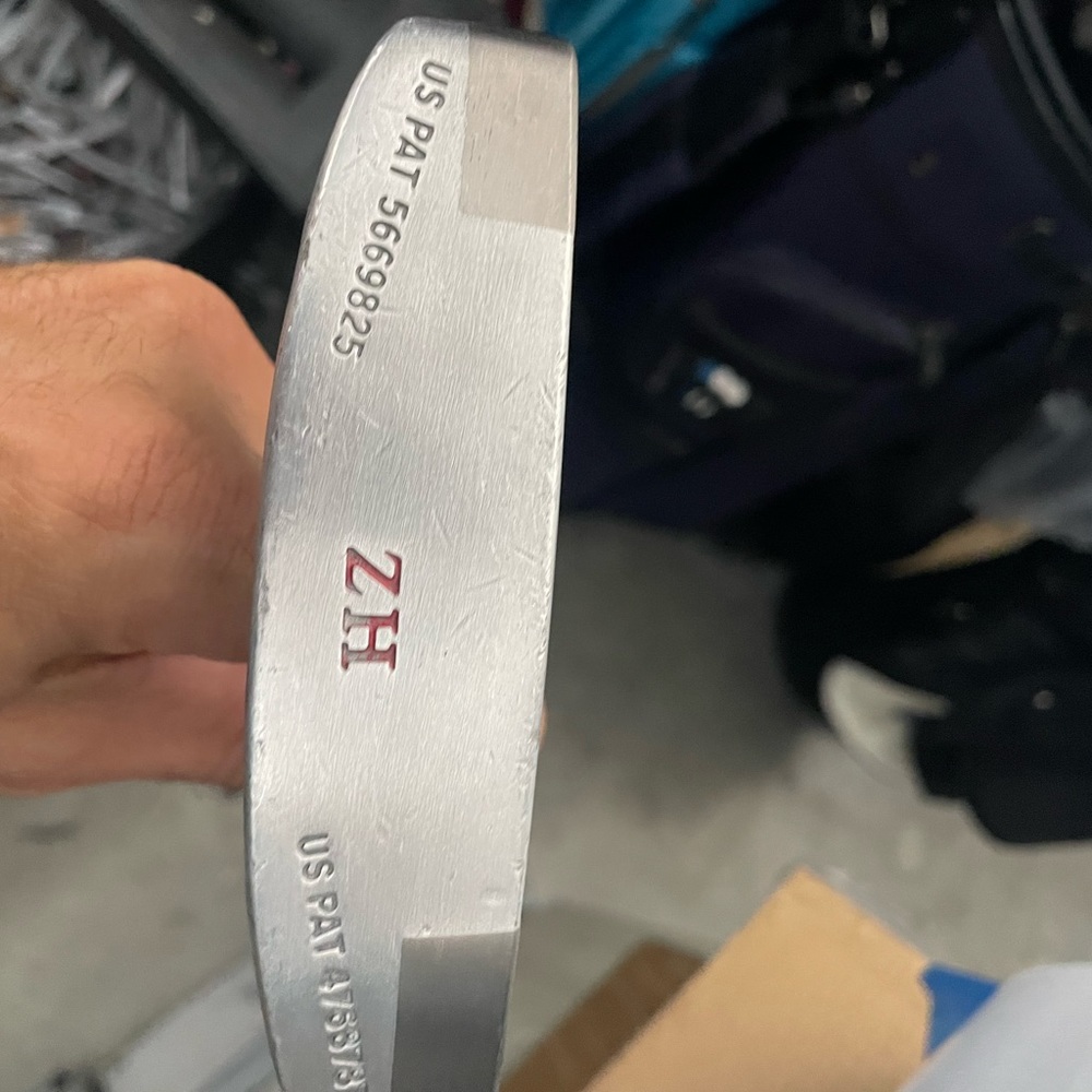 Carbite ZH Putter 34 Inches RH , used